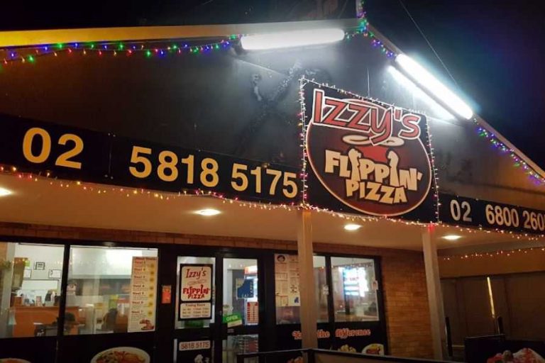 izzy's pizza