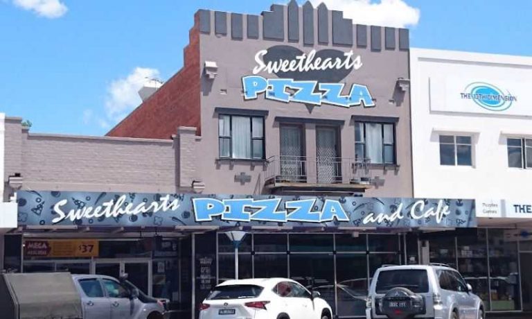 sweethearts pizza in albury