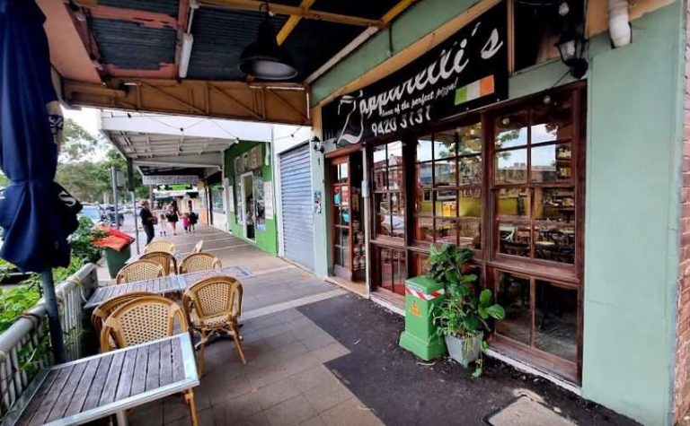 zapparellis pizza in lane cove